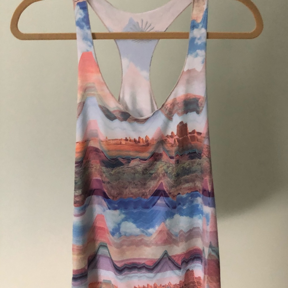 Stelari Desert Inspired Tank